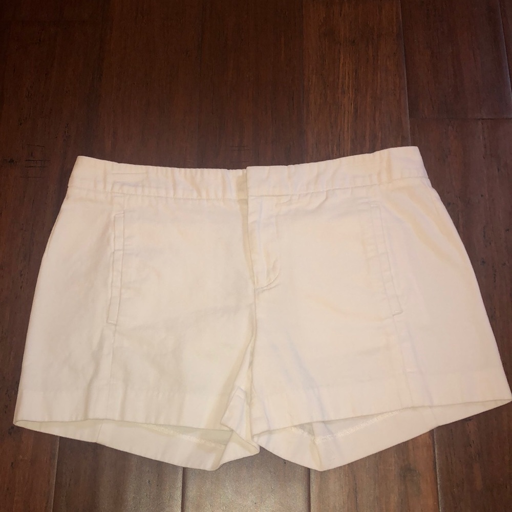 GAP  shorts